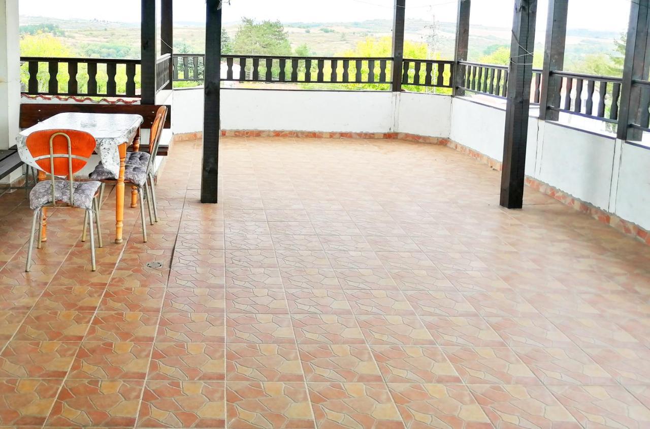Petrevene Guest House Misha מראה חיצוני תמונה