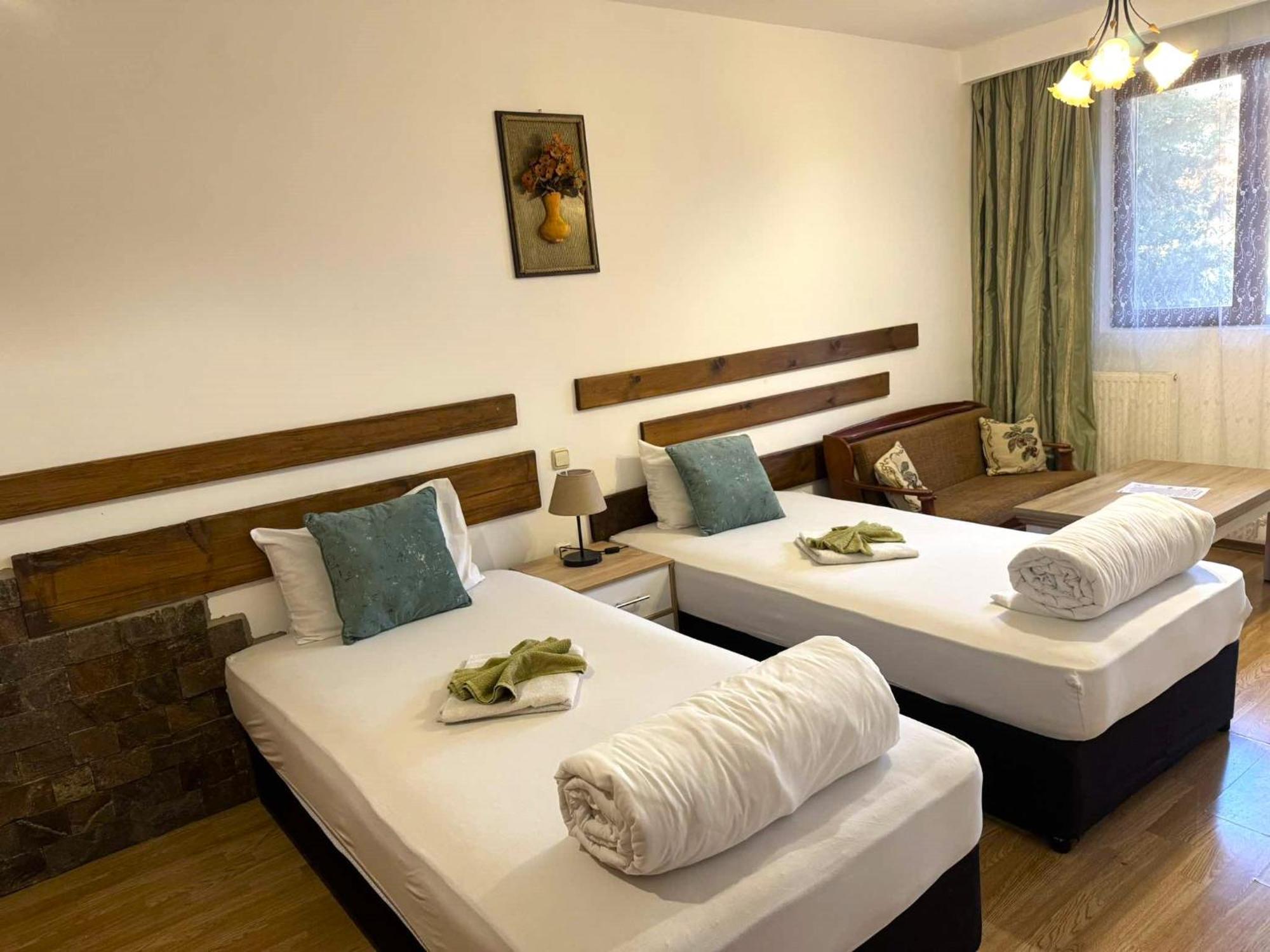 Petrevene Guest House Misha מראה חיצוני תמונה