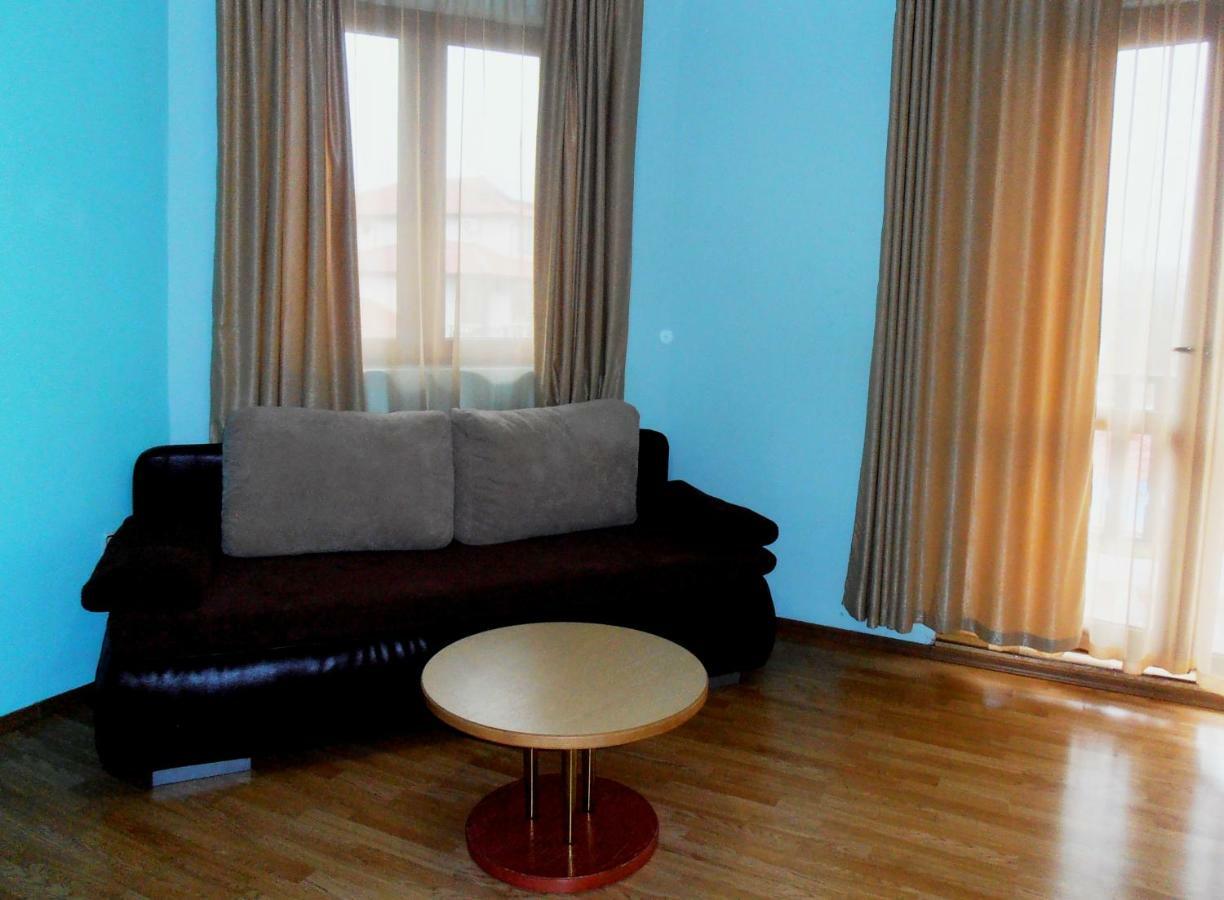 Petrevene Guest House Misha מראה חיצוני תמונה