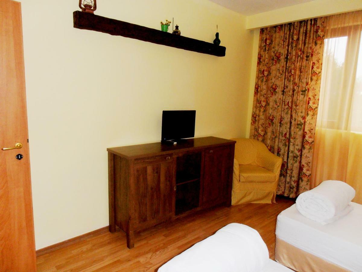 Petrevene Guest House Misha מראה חיצוני תמונה