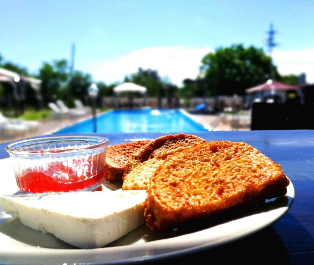 Petrevene Guest House Misha מראה חיצוני תמונה