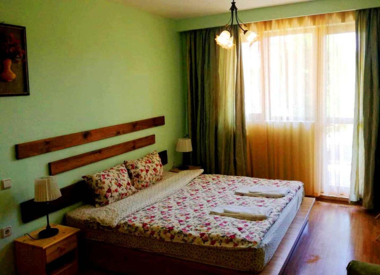 Petrevene Guest House Misha מראה חיצוני תמונה